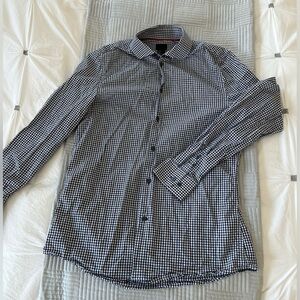 H&M Men’s Black and White Gingham Button Down Shirt